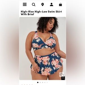 Torrid Plus Size 2 piece swimsuit size 4 (26/28w)